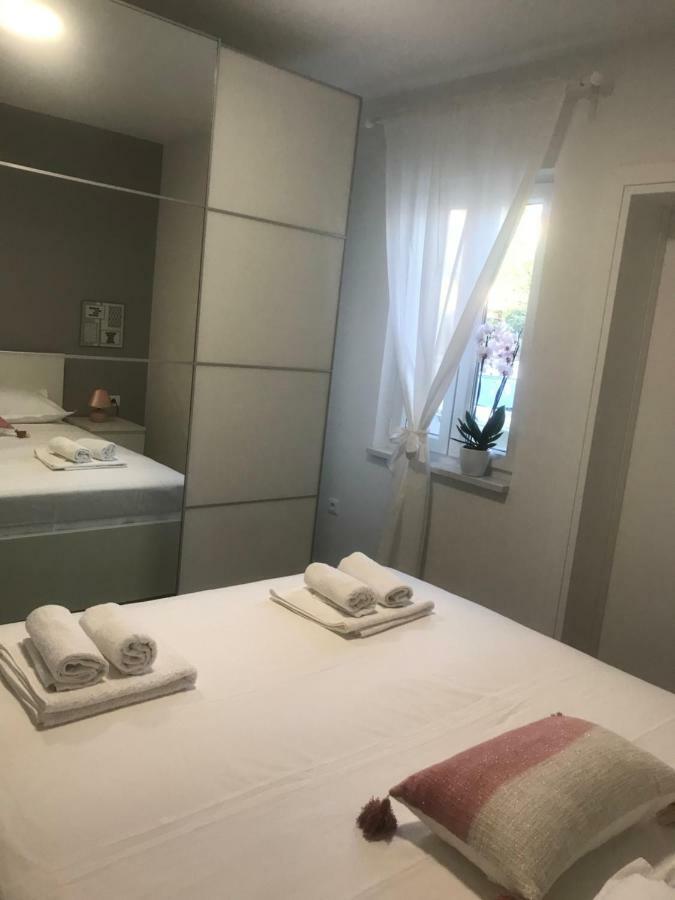 Apartments Holiday Baska Voda Exterior photo